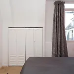 Elegant One Bedroom On Champs Elysees