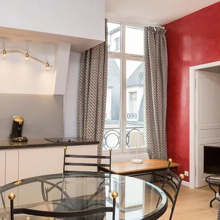 Elegant One Bedroom On Champs Elysees Apartment *